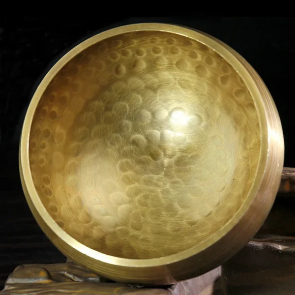Cuenco Tibetano de Sonido en Latón – Hecho a Mano en Nepal - Imagen 3